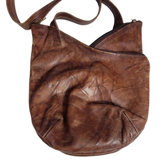 Vintage Leather Shoulder Bag Brown Patina Crossbody Curved Sack Pouch Bohemian - Picture 1 of 14